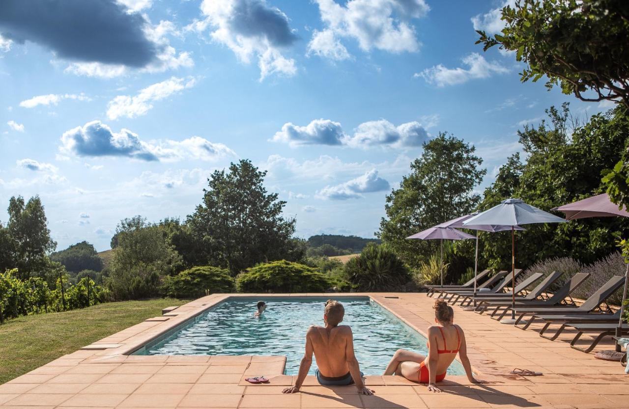 Au Mas Des Calmettes Bed & Breakfast Parisot  Eksteriør bilde